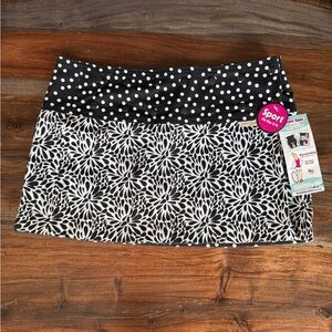 Two Sweet Spor Sport Reversible Black & White Patterned Women's Skirts